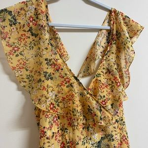 Beautiful summer dress with crossover back detail